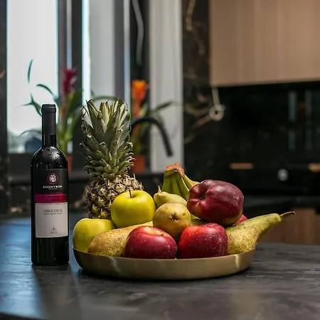 Seranti Villa *