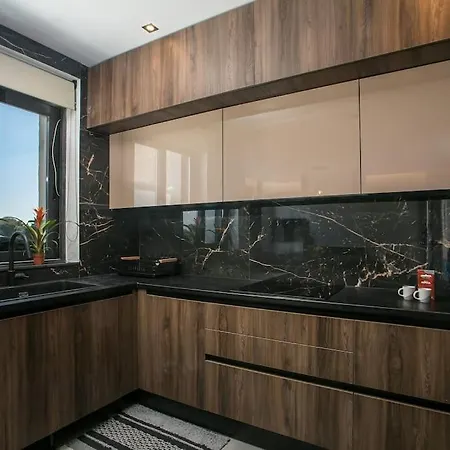 Seranti * אסגורו